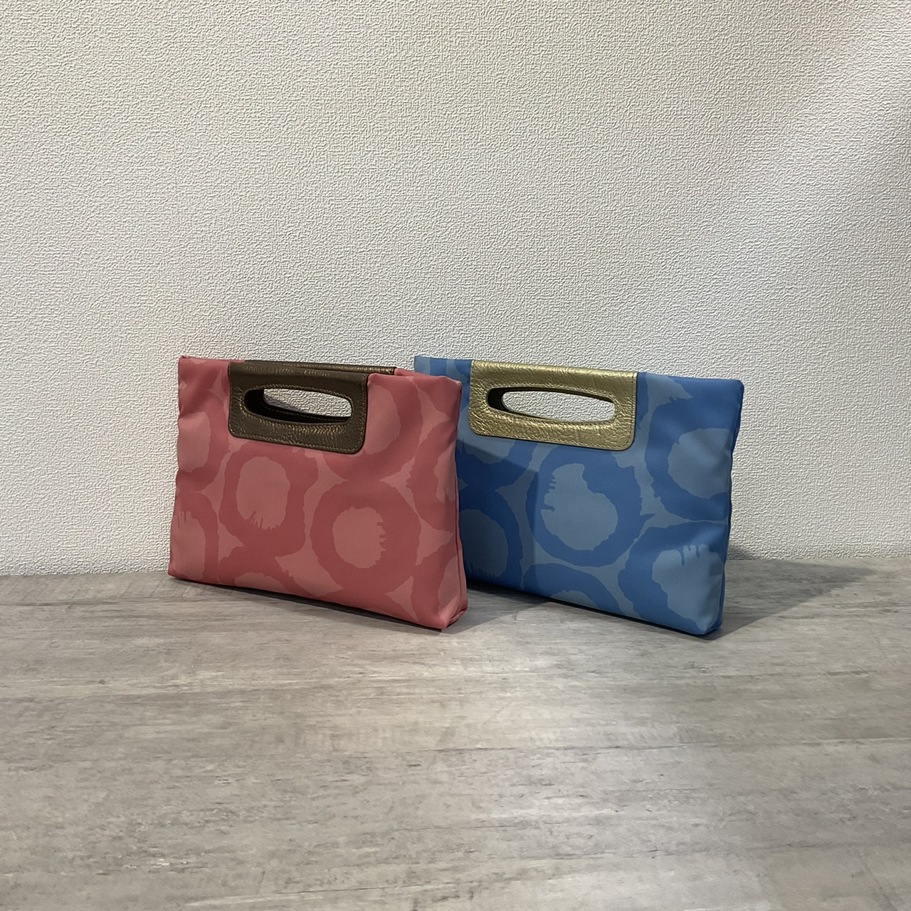春色のインナーバッグ