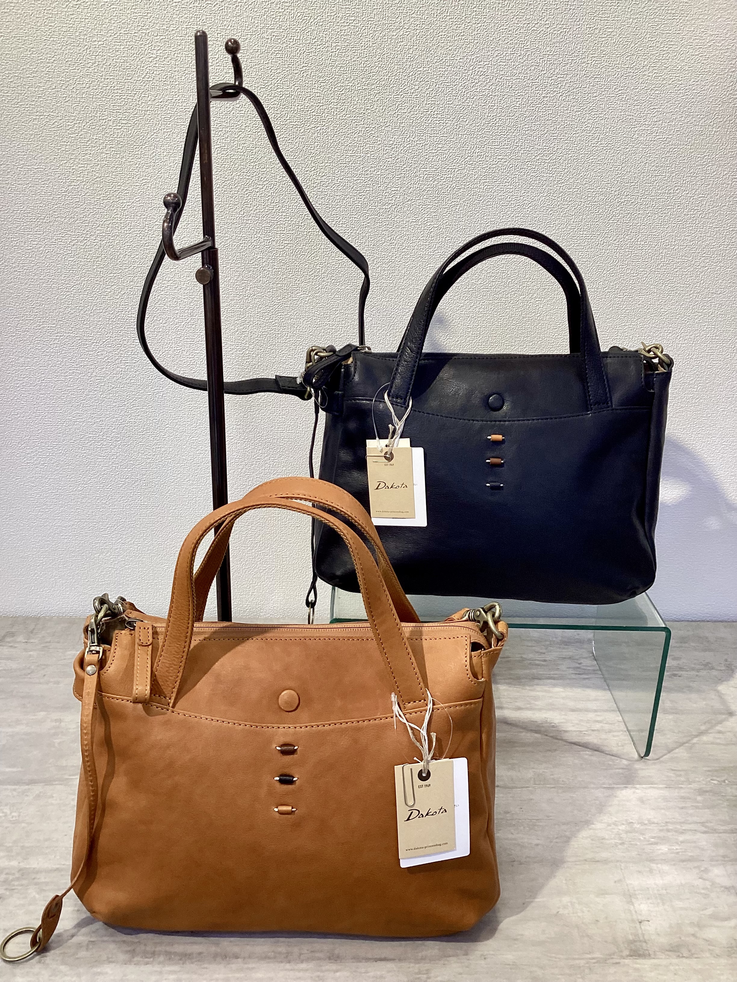 Dakotaダコタ新作バッグ入荷
