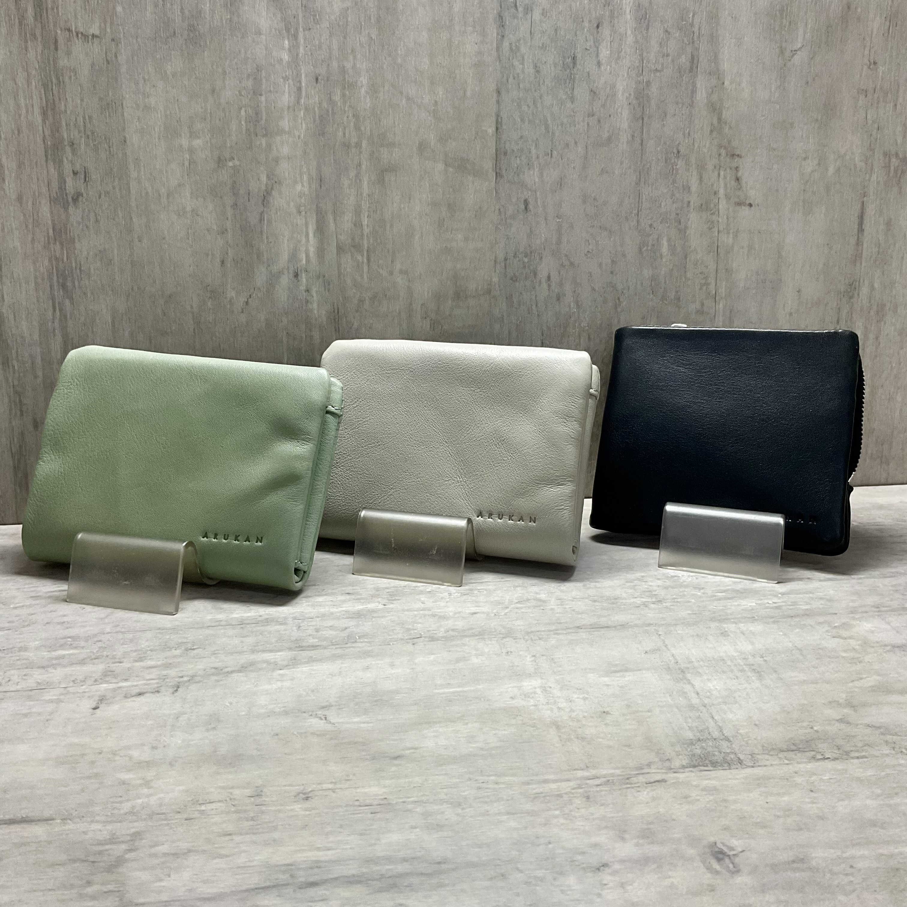 アルカン【ラミエ】シリーズ新作財布入荷