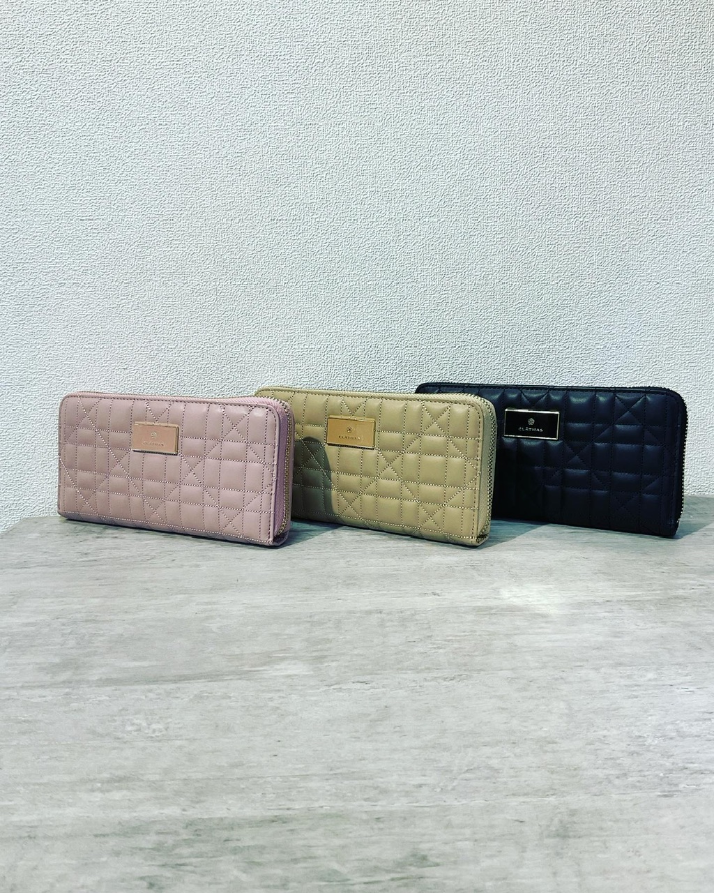 CLATHAS  新作財布　入荷！