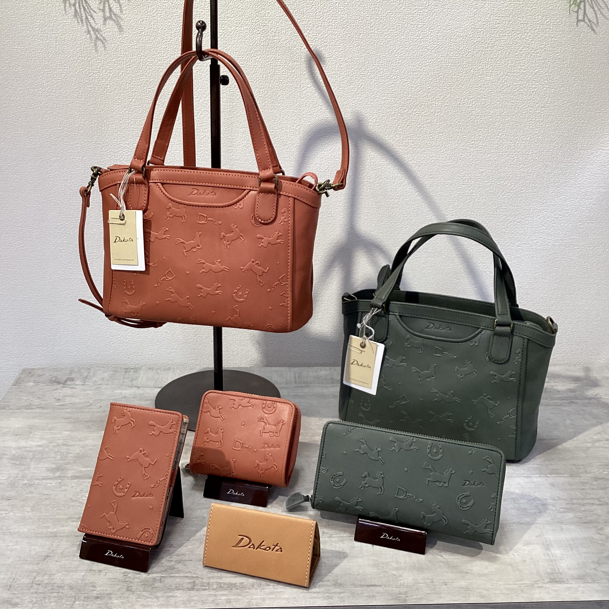 Dakota｢ダコタ」新作入荷。