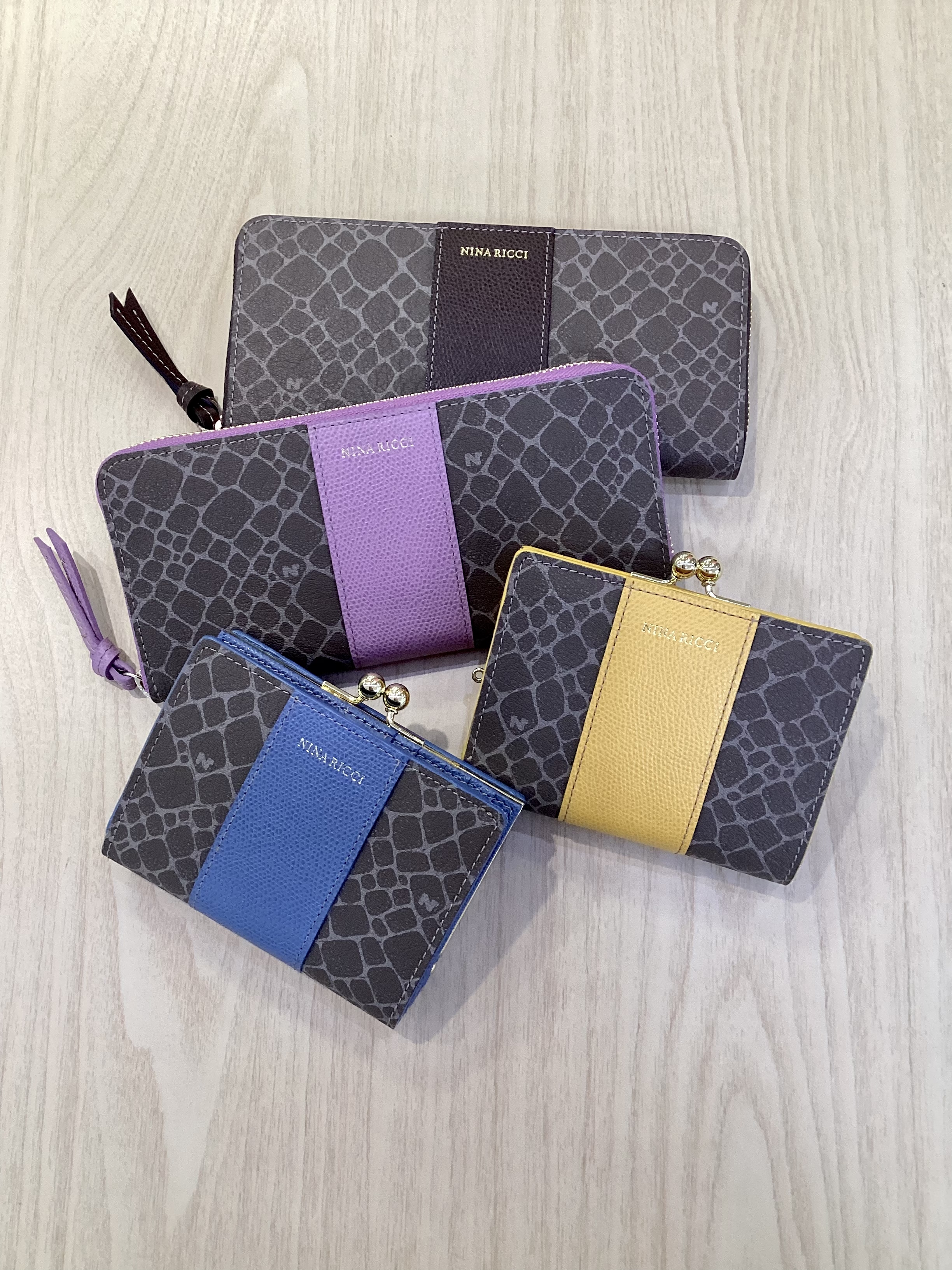 【NlNARICCI｢ニナリッチ」人気シリーズ財布入荷✨】
