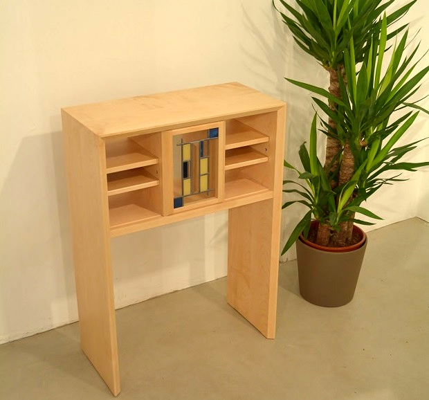 神奈川県横浜市保土ヶ谷区|オーダー家具【コンソールテーブル】ステンドグラスの窓つき OJIKI工房