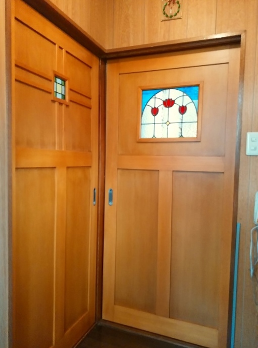 東京都杉並区|オーダー建具【室内ドア】ステンドグラス窓の天然木のスプルス材 OJIKI工房