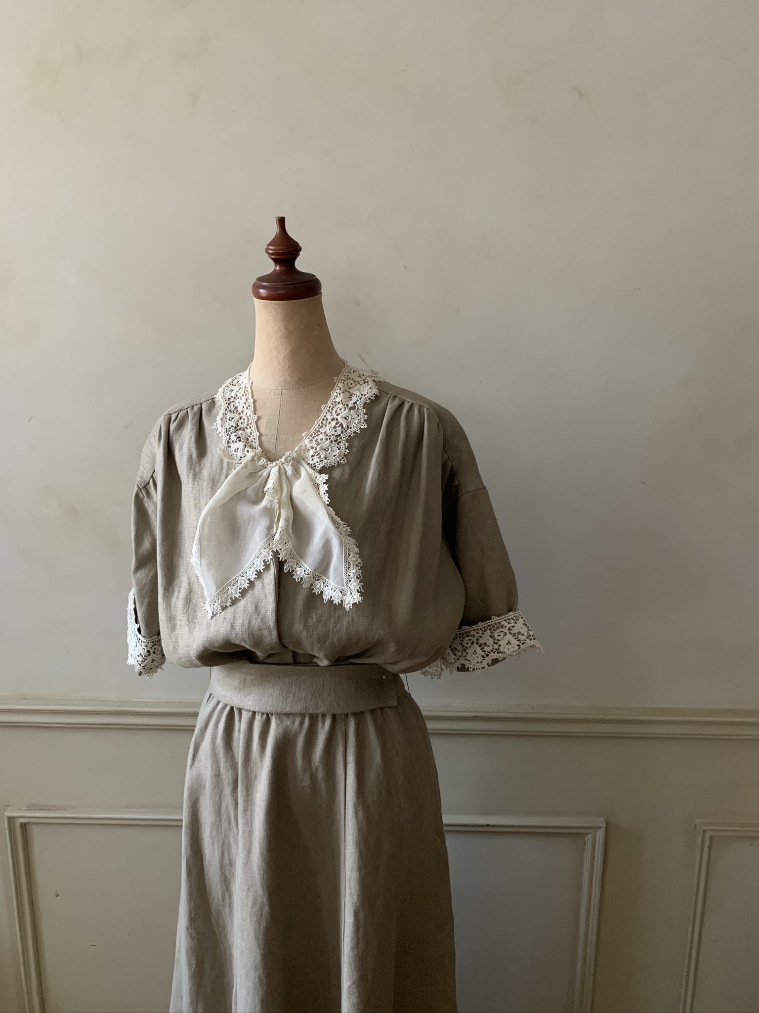 Linen Dress inspired 1915-16 style