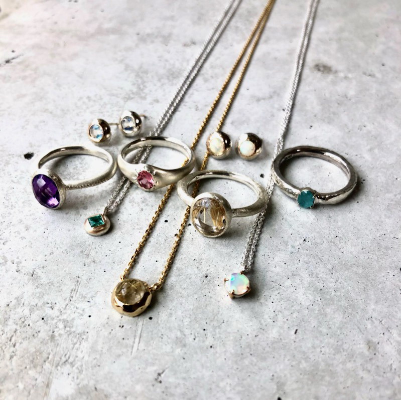 Atelier 215アトリエ215 ハンドメイドアクセサリー メンズ レディース 仙台 宮城 天然石 シンプル Atelier 215アトリエ215 ハンドメイドアクセサリー メンズ レディース 仙台 宮城 天然石 シンプル